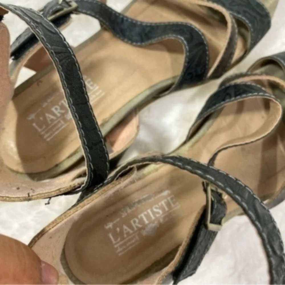 L'ARTISTE PLATFORM SANDAL Size 40 Color Black/Tan